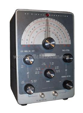 RF Signal Generator IG-102; Heathkit Brand, (ID = 1164854) Ausrüstung