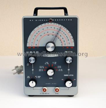 RF Signal Generator IG-102; Heathkit Brand, (ID = 1449281) Equipment