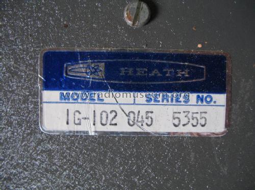RF Signal Generator IG-102; Heathkit Brand, (ID = 963582) Equipment