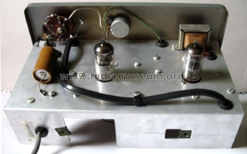 RF Signal Generator IG-102; Heathkit Brand, (ID = 963586) Ausrüstung