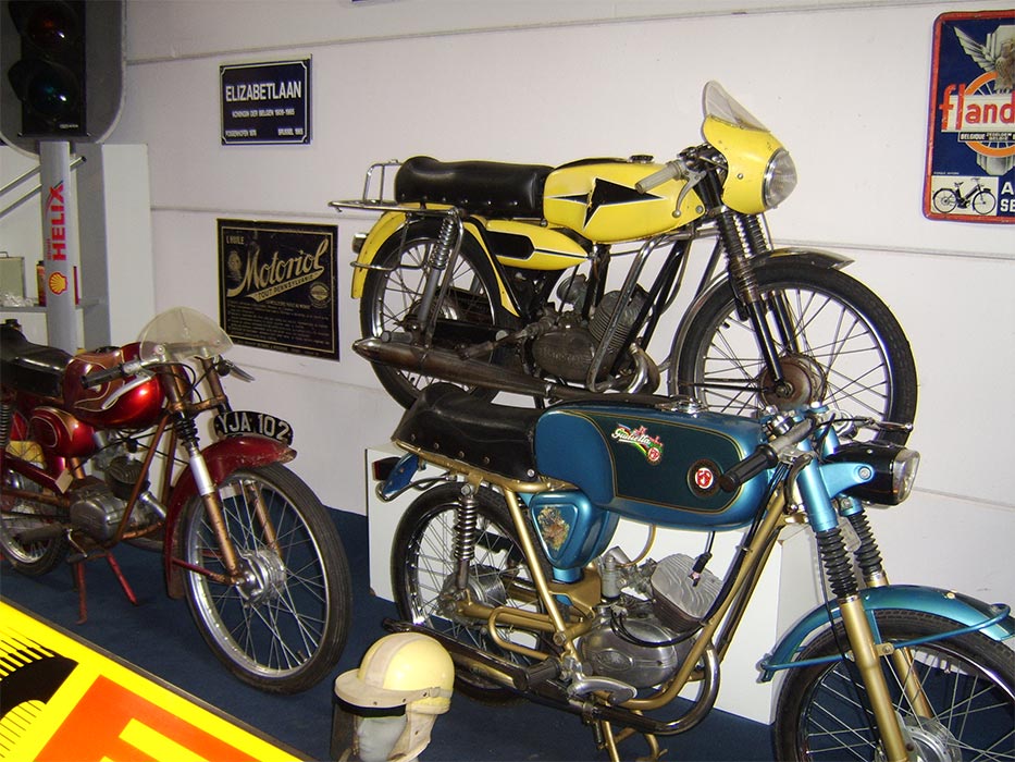 Oldtimer Motoren Museum :: Museum Finder, Guide, Radio, tech