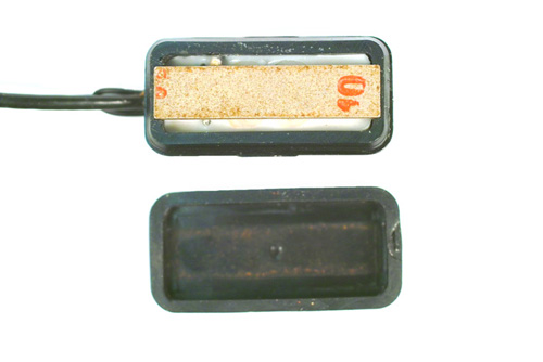 Geöffnetes Mik mit Anker