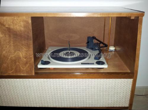 Radio-Turntable Unknown 1; Abbey Radiogram (ID = 1983091) Radio