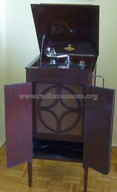 Academy Console Gramophone ; Academy Brand, (ID = 2891784) TalkingM