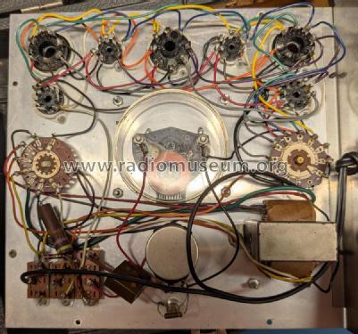 Tube Tester 151 ; Accurate Instrument (ID = 3099361) Equipment