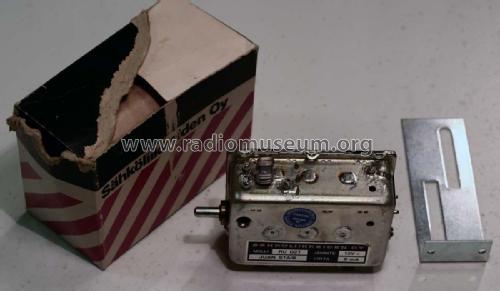 UHF Converter RU 02T; Staib S.A., Juan; (ID = 2004794) Converter