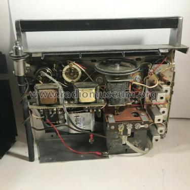 Eleven Transistor FM AM Y2371A ; Admiral brand (ID = 2433115) Radio