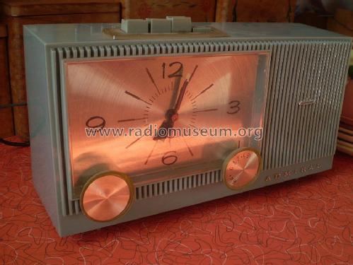 Y3346 'Lyric' Clock Radio Ch= 5D6A; Admiral brand (ID = 1396659) Radio