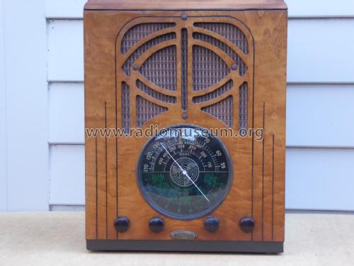 Z4 ; Admiral brand (ID = 2625916) Radio