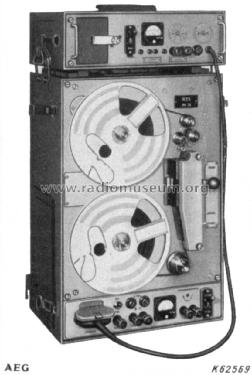 Tragbares Magnetophongerät R23; AEG Radios Allg. (ID = 1836548) R-Player