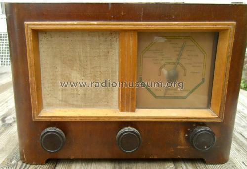 Wechselstrom-Geradeaus Empfänger W 2/48; AEG Radios Allg. (ID = 2675133) Radio