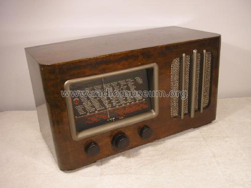 Superb LYX743; AGA and Aga-Baltic (ID = 2987655) Radio