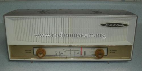 Airline GTM-1639C Ch= V-2391-8; Montgomery Ward & Co (ID = 3009934) Radio