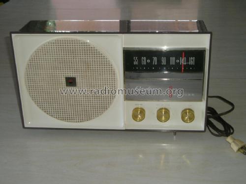 Airline 6 Deluxe GTM 1725A; Airline, Super- (ID = 2570545) Radio