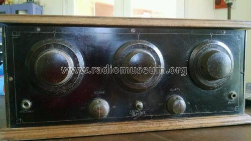 Early Table Model ; Airo-Master Corp.; (ID = 1951115) Radio