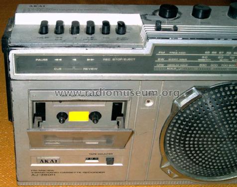 3 Band Radio Cassette Recorder AJ-360H; Akai Electric Co., (ID = 1479755) Radio