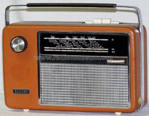 Kessy Lux L 600/3700; Akkord-Radio + (ID = 725635) Radio