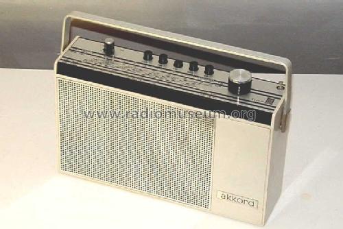 Tina 410; Akkord-Radio + (ID = 62222) Radio