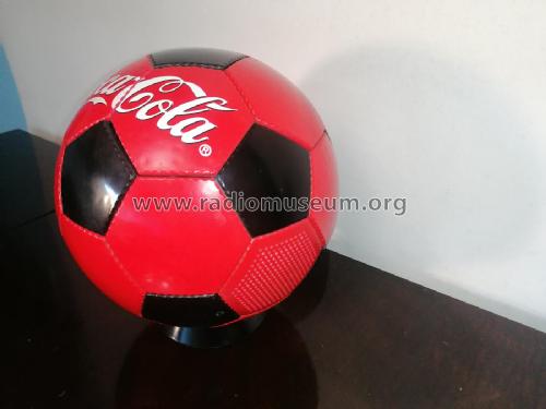 Coca-Cola Radio Cassette Ball S10/C10; Akura Ltd.; Edgware, (ID = 2764277) Radio