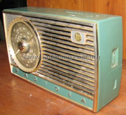 B24; Amalgamated Wireless (ID = 1432922) Radio
