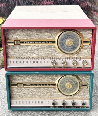 Balalaika Radiolagram B13; Amalgamated Wireless (ID = 3078917) Radio