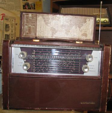 Radiola All-Wave 893P; Amalgamated Wireless (ID = 1432912) Radio