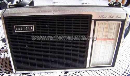 Radiola CR-P36F; Amalgamated Wireless (ID = 2322851) Radio