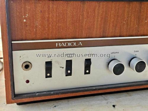 Radiola Series 8 ASM 1237; Amalgamated Wireless (ID = 3083523) R-Player