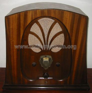 Radiola Thirty-Four Ch= C76; Amalgamated Wireless (ID = 1847719) Radio