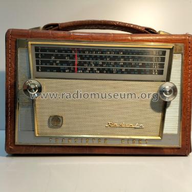Radiola Transistor 8 208-P Radio Amalgamated Wireless | Radiomuseum