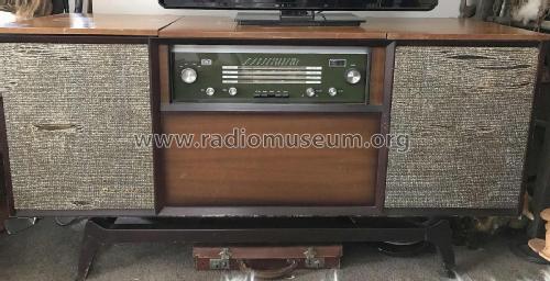 Radiolagram S132; Amalgamated Wireless (ID = 2994609) Radio