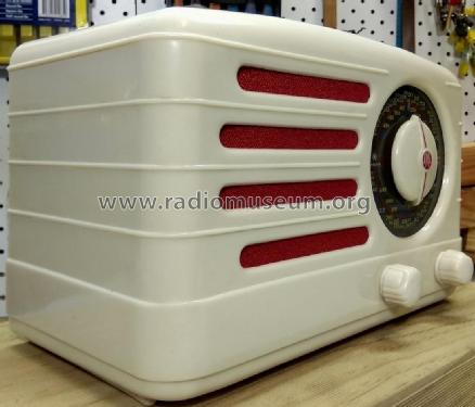 Radiolette 516MZ; Amalgamated Wireless (ID = 2375948) Radio