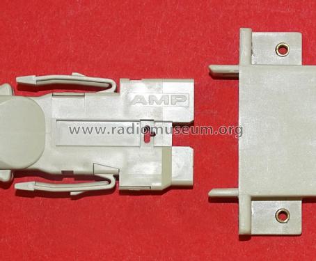 FDDI Connector 501780-1; AMP Incorporated; (ID = 3086965) Misc