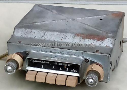 Commodor ; Arel, Applications (ID = 2865270) Car Radio