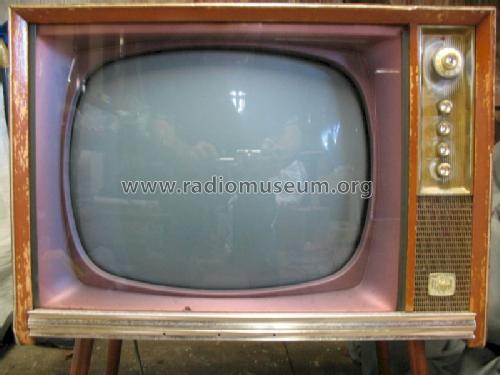 Royal 21 Duality TV BRR; Astor brand, Radio (ID = 1019533) Television