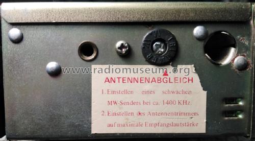 Astronic CR-92; Unknown - CUSTOM (ID = 2661560) Car Radio