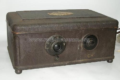 42F ; Atwater Kent Mfg. Co (ID = 553757) Radio