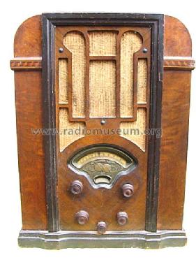 447 ; Atwater Kent Mfg. Co (ID = 22974) Radio