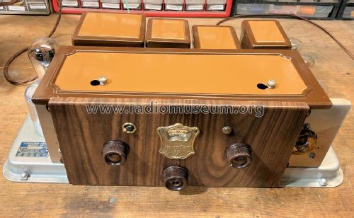 55 Kiel table; Atwater Kent Mfg. Co (ID = 3108609) Radio