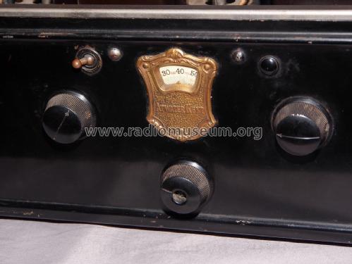 55 table model; Atwater Kent Mfg. Co (ID = 2364307) Radio