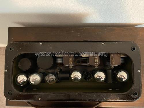 8100 Model 35; Atwater Kent Mfg. Co (ID = 3009558) Radio