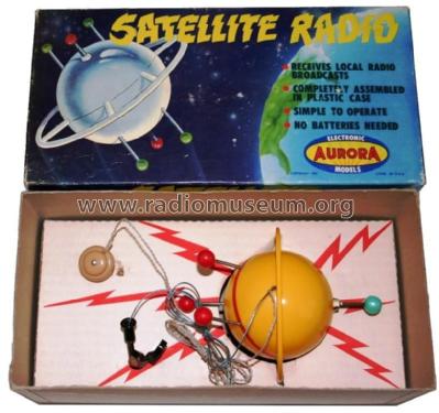 Satellite Radio Kit No. 1605-5.98; Aurora Plastics, (ID = 1975234) Crystal