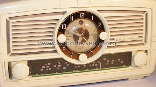 Hotpoint P64MEC; Australian General (ID = 1979666) Radio