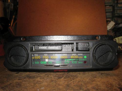 730 Stereo; Autovox SPA; Roma (ID = 1943458) Car Radio