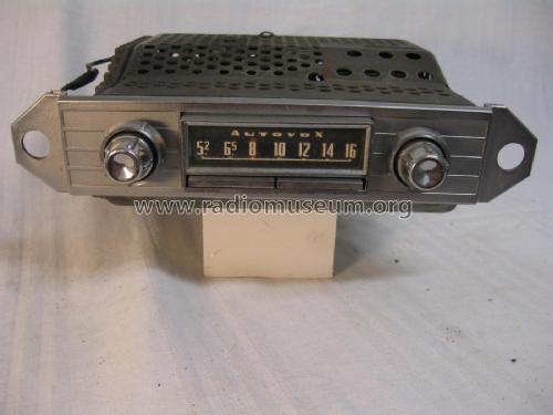 RA-102; Autovox SPA; Roma (ID = 2633493) Car Radio