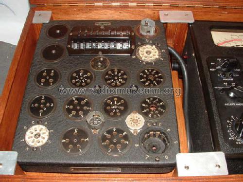 Valve Tester Two Panel; AVO Ltd.; London (ID = 319672) Equipment