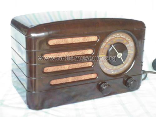 Radiolette 500M; Amalgamated Wireless (ID = 1367136) Radio