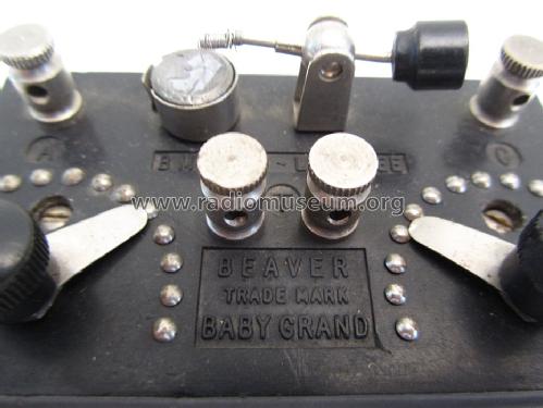 Baby Grand Crystal Model R-21; Beaver Machine & (ID = 1441572) Crystal