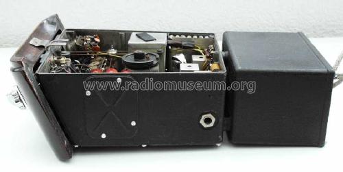 MONACO Mercedes 220CA; Becker, Max Egon, (ID = 1662023) Car Radio