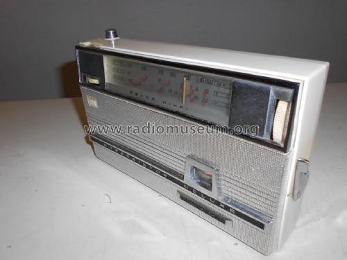 8 Transistor Deluxe ; Belair Enterprises; (ID = 2325735) Radio